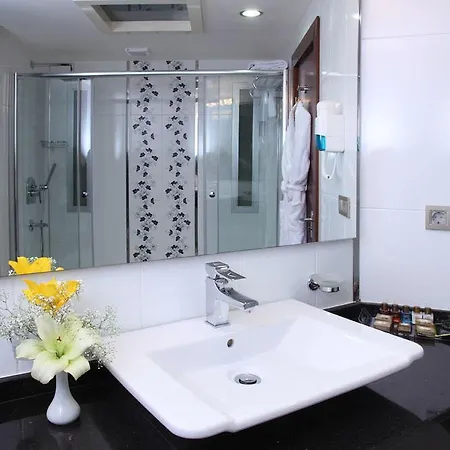 Senbayrak 4* Adana